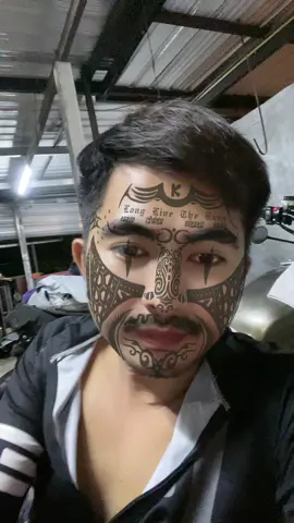 อยากเจ็บหน้าว่ะ🤔