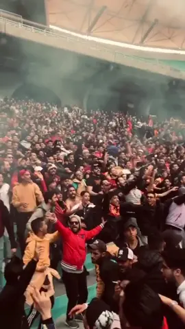 20 éme anniversaire Ultras Lemkach5ine 🇧🇪🇯🇲✊🏻 #ultras #lemkachkhines♥️♥️💪😈👿💪🇯🇲 #curvasud #esperance_sportive_du_tunise #taraji #esperanza #virage_taraji #ترجي #فيراج_الترجي #غول_افريقيا❤💛
