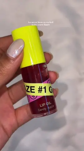 #lipoil #lipgloss #lippie #innbeautyproject #diorlipoil #diorlipoildupe #sephora #sephorafinds #thatgirl #thatgirlaesthetic #cleangirl #cleangirlaesthetic #favs #favoritethings #cleangirlmakeup 