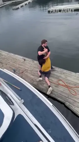 Now that's what true friendship looks like (not the guy filming) 🤣 #FailArmy..#friends #fail #funny