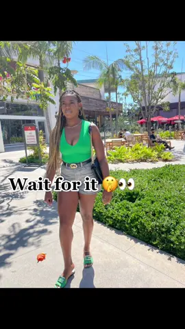 Watch til the end 😩👀 #blackgirlluxury #weightloss #viral #trending #gym