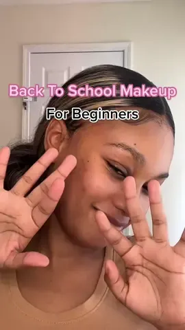 If your going back to school but have no idea how to do your makeup🤔 Here is a simple Back To School Makeup Routine for you! #backtoschoolmakeup #backtoschoolmakeuptutorial #makeupforbeginnerss #makeupforbeginners❤️ #stepbystepmakeuplook #stepbystepmakeupvideo #beginnermakeuptricks 