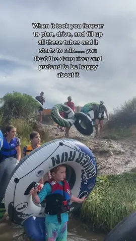 Any guesses on how many kids were crying at this point? #float #river #tubing #Summer #iwanttogohome 