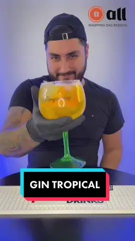 Bora fazer o famoso Gin Tropical? #gin #tanqueray #gintonica #redbull #drink #bebidas #fy #fyp #viral #viralvideo