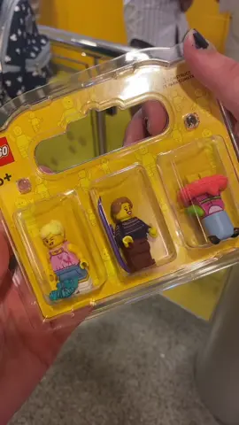 we made each other as legos #dayinmylife #Vlog #fyp #disney #wlw #dayinthelife #pinterestasfslaybootz 