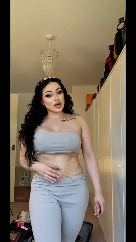 #f #fy #fyp #fypシ #foryou #foryoupage #foryourpage #fypage #hair #makeup #blowup #black #greys #share #goviral #viral #views #tiktok #instagram #happy #Love #jelebibaby @Jason Derulo