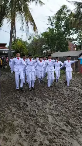 Sedikit miris,Bangga,Salut (campur2) utk adik2 Paskibra #dirgahayuRI77#17Agustus#paskibraSibulue#paskibrakaindonesia #fyp