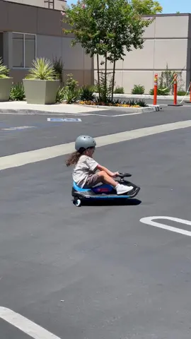 Crazy cart for crazy kid @razorworldwide #kidstoys #birthdaygifts #kidapproved #5yearsoldkid #kidsoftiktok #longhairdontcare #longhairboy #besttoysforkids #giftsforkids #romeoapproves #toyunboxing #crazykids #crazycart