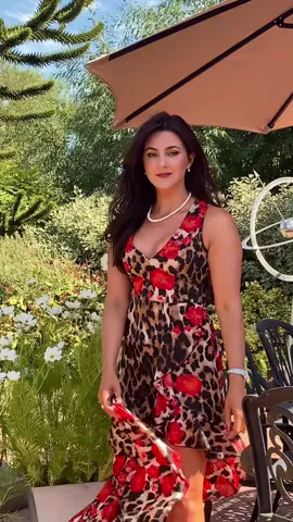 Dress it up ♥️💃🏻   #CharlotteinEngland #summerstyle #spanishgirl #redshoes #laceupheels #feminine #legs #heels #highheelshoes  #fashiontiktok #heelsmodel 