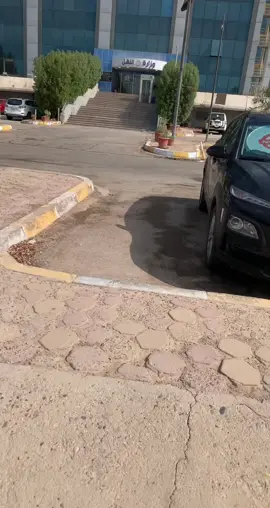 من داخل مقر وزارة النقل 