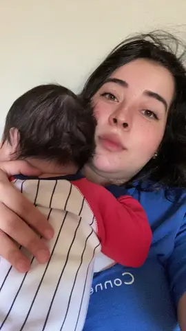 24/7 mami ❤️ pero no me caería mal un descanso 🤭😂🫶❤️ #parati #fyp #babyboy #breastfeedingmom #fypシ #foryou #babies 