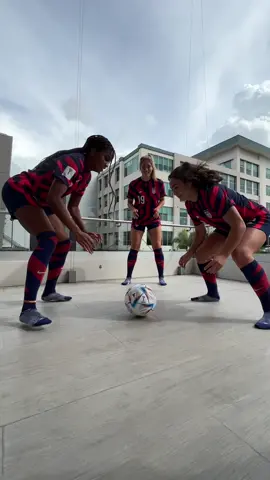 Quick with their feet but what about their hands? 🤔 #u20wwc #WomensFootball #football #Soccer #usa #uswnt #reaction #fyp 