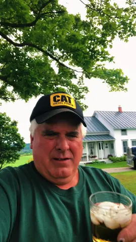 Back visiting Mom & Dad #truckertok #owneroperator #bucketlife #vermont #crownroyal