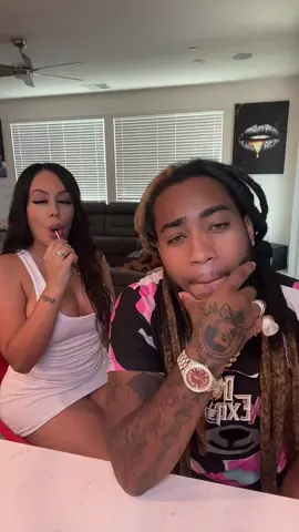 Couples let’s see what’s this is about😎 #fyp #couplegoals #funny #relatable #PostitAffirmations #therealstreetfamily #toxic #fypシ゚viral 