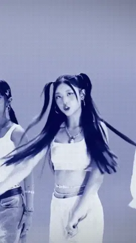 cái tạo hình khiến mình đổ cái ầm lúc xem mv và quyết định stan Haerin ngay lập tức đây rồi!!! 😭 #haerin #newjeans_haerin #hypeboy #newjeans #kpop #fyp