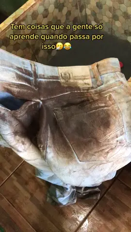 Pior que as roupas dos agroboy . Tirando isso , ta tudo bem 😂😂😂😂 #mecanico #agroboy #lavarroupa #donadecasa #limpeza 