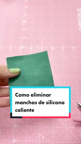 Tini tip 😉 si se te mancha el fieltro con silicona aca te dejo la solución 😉 #siliconacaliente #fieltro #feltro #pañolenci #felt #tinitips #