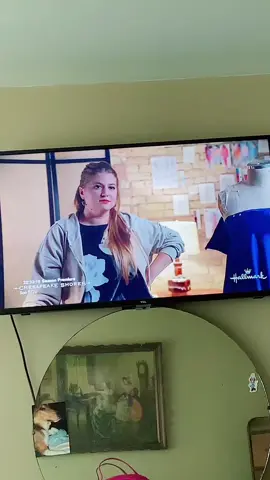 loved seeing some fab #plussize representation in a #hallmarkmovie 👸🏼 more of this please 🥰 #romanceinstyle #jaicyelliot #ella #cinderella #hallmark #hallmarkchannel #hallmarkmovies #foryoupage #fyp #foryou