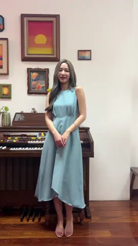 ลุคเรียบหรูพราวเสน่ห์ต้องยกให้ชีค่า ivy dress ใช้ผ้าสีพื้น เรียบง่าย แต่มีเสนห์ ทางแบรนด์ออกแบบมาเพื่อให้สาวๆใส่ไปได้ทุกโอกาส ใส่ไปเที่ยว ไปเดท ไปคาเฟ่ ออกงาน หรือวันไหนๆก็เอาอยู่ ครบจบในชุดเดียวค๊า  🤍#FirrY2101 - ivy dress 🤍Price    - 1290.-THB 🤍colors  - White / Yellow / Red / Orange / lemon green / beige / grey /blue grey  /pink /peach / teal / coffee / chocolate / violet / sage green 🤍size.    - xs , s , m , l , xl  ivy dress ที่สาวๆเห็นต้องตกหลุมรัก กับชุดที่ออกแบบทรงแขนกุด จับจีบใต้ราวอกเพิ่มดีเทลให้ดูน่ารักมากขึ้น ตรงชายกระโปรงตัดโค้งด้านหน้าสวยงามดูมีลูกเล่นมากขึ้น ด้านหลังช่วงคอมีสายยาวจะผูกโบว์ หรือปล่อยยาวก็ดูเก๋ไม่ซ้ำใครซับในทั้งชุด ซิปหลัง ผ้านิ่มทิ้งตัวสวย ใส่ได้ทุกวัน ทุกโอกาส รุ่นนี้สาวๆได้ไปไม่ผิดหวังแน่นอนค่า ✨ #ชุดใส่ไปงานแต่ง #ชุดออกงาน #ชุดใส่เที่ยว #เดรสลูกคุณหนู #cafehopping