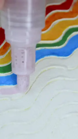 We don’t pick favourites, we curate them. Introducing our NEW Favourites Paint Pen set! 🎨🌈 