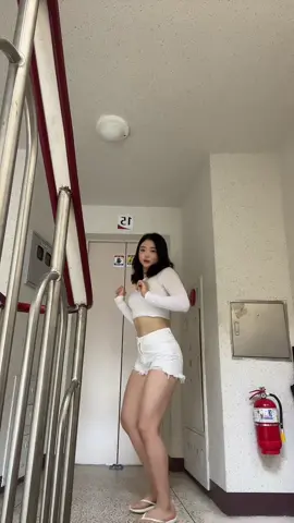 렛츠그루브의 근본은 나 아니겠냐 #fyp #04