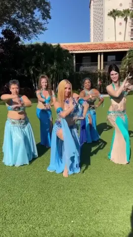 #PremiereRush  enjoying some time wirh my atudents at the Orlando Bellydanxe convention #bellydancers #bellydancesisters #dancefamily