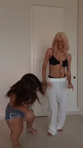 This is how we’re spending our time in Mykonos🐕