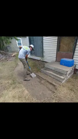 I CUT this RANDOM Overgrown yard and turned it into a GEM #sbmowing #edging #asmr #overgrown #satisfyingvideo #asmrcleaning