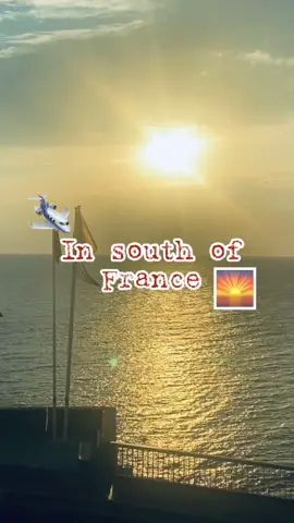 ZOOM SOUTH FRANCE🇫🇷🏞.                             #travel  #traveltiktok #travellife  #pourtoi  #culture  #cultura  #aesthetic #aesthetics  #video  #instagram  #france  #south #france🇫🇷