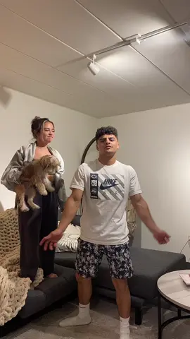 MY DOGS EARS HAHAQHWHWYEVEVE