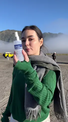 Yuk samaan kayak Kak Senia pakai Inez Skin Conditioning Face Mist 😍 #inezcosmetics #seniagreen #facemist 