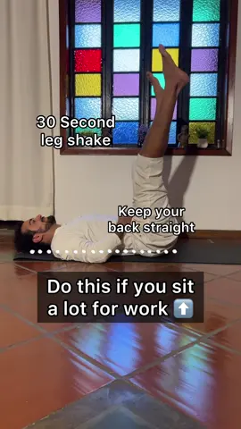 Working behind a computer causes a lot of stress and tension in the arms and legs. By shaking like this we release part of that tension and give our body a chance to recover. Doing simple exercises like this doesn’t take much time but it’ll make a world of difference long term 🙏😊 #pouyayoga #yoga #yogaflow #yogaexercise #yogapose #stretch #stretching 