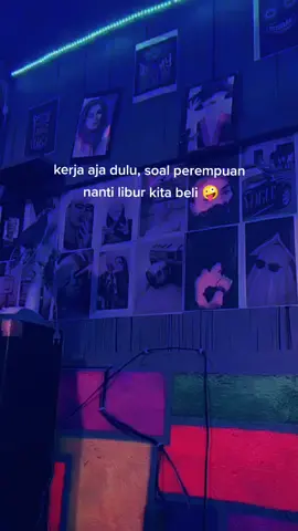 kerja aja dulu ya 🤪#fypシ゚viral 