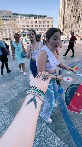 😈😈 SPIDER HAND PRANK P.2 😈😈