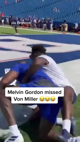 Melvin Gordon 🤝 Von Miller #nfl #friendsforever #broncos #nflcomedy