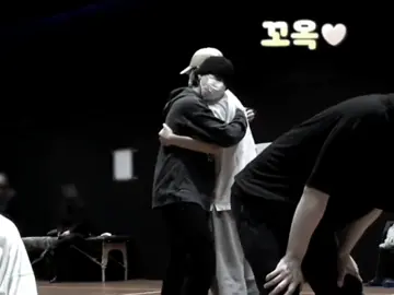 crying over vmin #vminlove #taehyung #jimin #vminedit #vminmoments #vminforever #95islove #viral #foryou #fyp