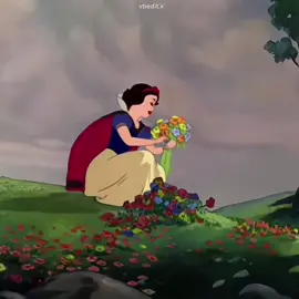 🏰🍎 #snowwhite #brancadeneve #brancadeneveedit #disney #princess #foryou 