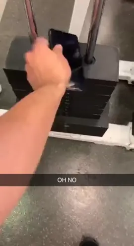 THAT DID NOT GO AS PLANNED 😅  (via @myles1749) #gym #lifttok #fail