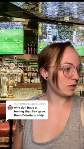 Replying to @Dead Scooby #greenscreen Sorry for the delay #FYP #ForYouPage #Bartender #BartenderStories #BartenderStorytime #Storytimes #Server #ServerLife #ServerStories #ServerProblems #ServerStorytime #GFC #Karen #Drama #DramaTT #ToxicFamily ##toxicfamilystory 