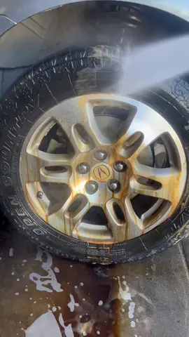 🥵 #detailing #asmr #CleanTok