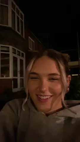 jodie says she doesnt wanna go on holiday with me anymore. 