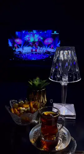 #محمد_عبده_فنان_العرب #انا_حبيبي_بسمته_تخجل_الضي