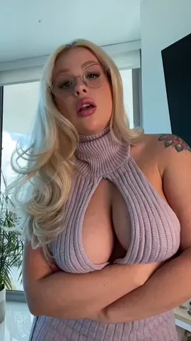 Thorted the lyrics #OLAFLEX #DoritosDareToBeBurned #waifu #beckycrocker