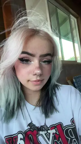 wanted to try tha filter :3