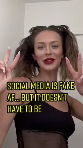 Social media is fake af… but it doesn’t have to be #socialmediaisfake #expectationvsreality #modeltok #modeltiktok #kenzlawren #selflove #bodypositivity #normalizenormalskin  #womenempowerment 