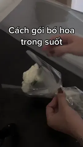 Trả lời @áp pồ bị hói :) Hướng dẫn móc hoa hồng có trên tường tui luôn nhe #crochetflower #whiterose #koreaninspired #fypシ #crochet