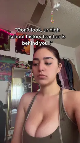 I feel like everyone had a crush on their HS history teachers 💀 #fyp #foryou 