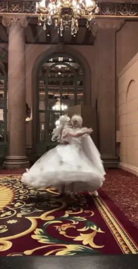 pretty ghosts :) #masquerade #labyrinthmasqueradeball #labyrinthmasquerade #ball #royals #ghosts #waltz #dancing #labyrinth @diabolikon🦢