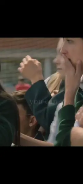 ✨ sorcière ✨#CapCut #pourtoi #foryou #jeviendecommencer #faitepercercettevideo #arès #atravesdemiventana #atravesdemiventananetflix #netflix #raquel