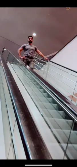 #tiktok #foryoupage #foryou #trending #viral #beta #pakistani #walk #song 